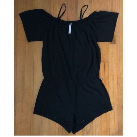 Fabletics Pure Black Short Romper Cutout Women's Size Small - Picture 4 of 5